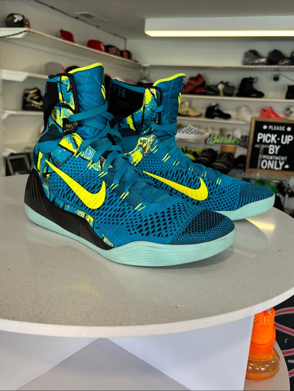 Nike Kobe 9 Elite Perspective men’s Size 11